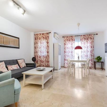 Centro Ferrandiz Parking Gratis Apartment Malaga Luaran gambar