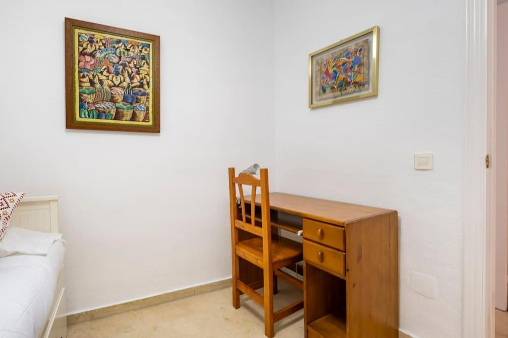 Centro Ferrandiz Parking Gratis Apartment Malaga Luaran gambar