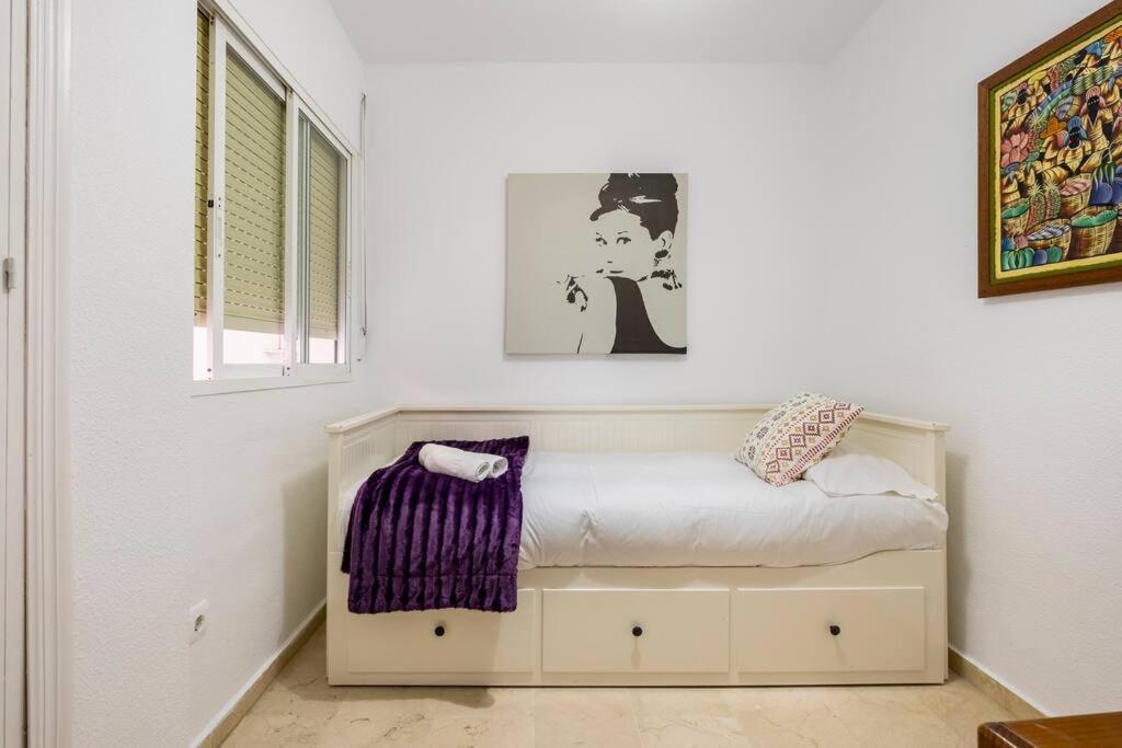 Centro Ferrandiz Parking Gratis Apartment Malaga Luaran gambar