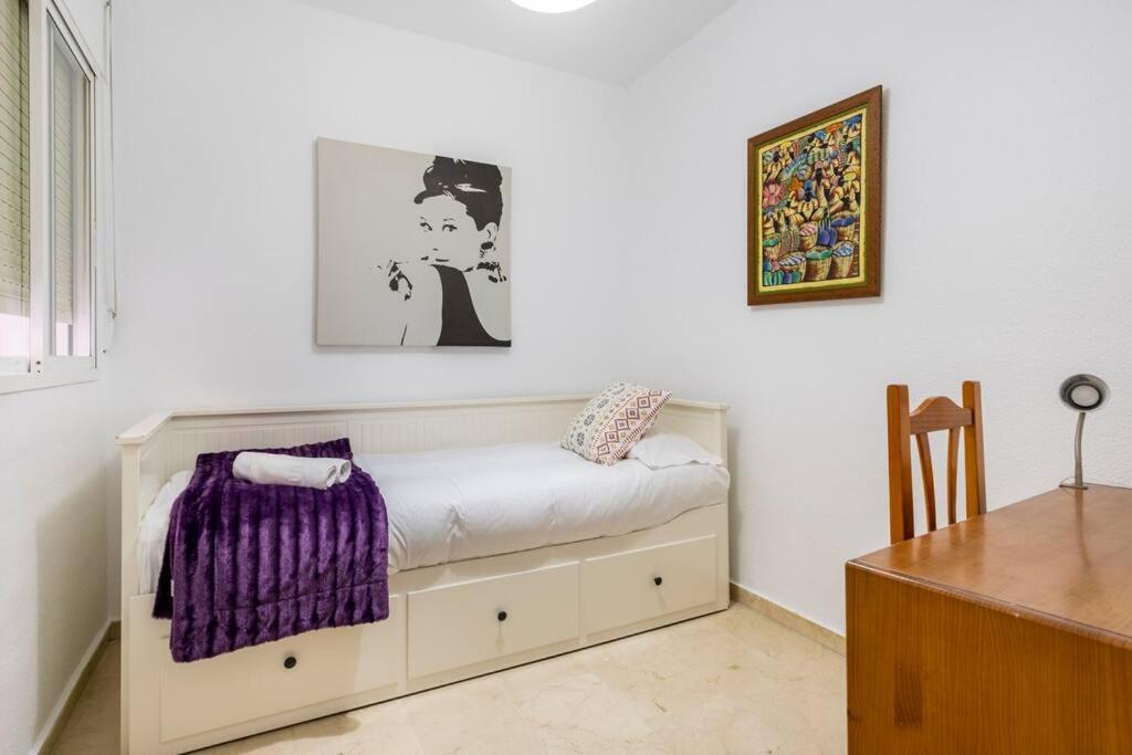 Centro Ferrandiz Parking Gratis Apartment Malaga Luaran gambar
