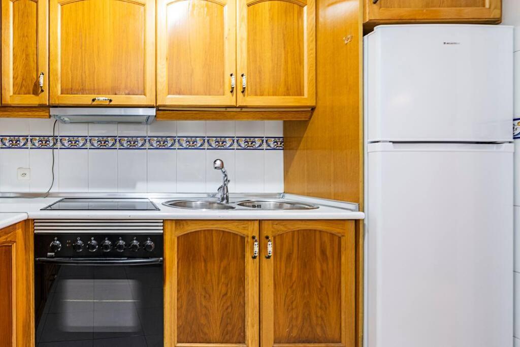 Centro Ferrandiz Parking Gratis Apartment Malaga Luaran gambar